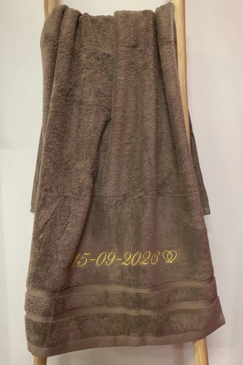 Luxe badlakens borduren